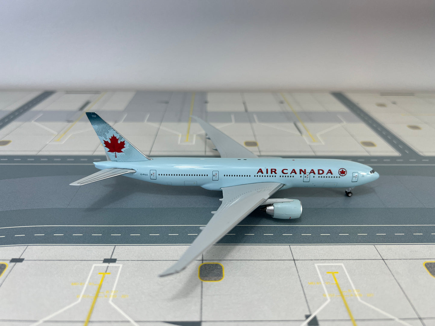 Air Canada Boeing 777-200 pre-owned