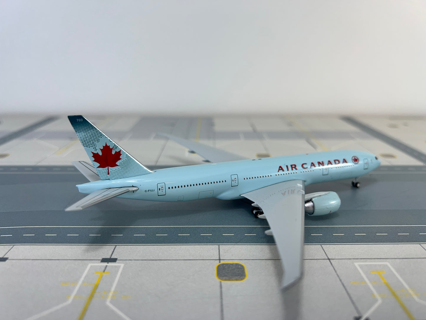 Air Canada Boeing 777-200 pre-owned