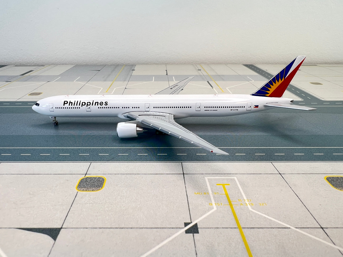 Philippine Airlines Boeing 777-300 pre-owned