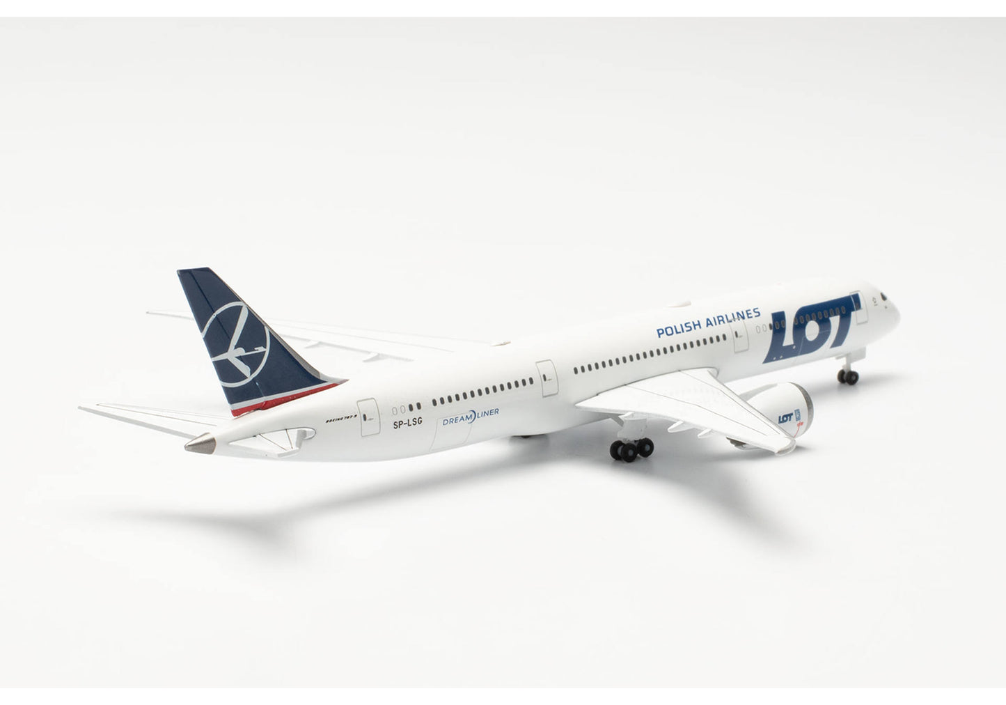 LOT Boeing 787-9