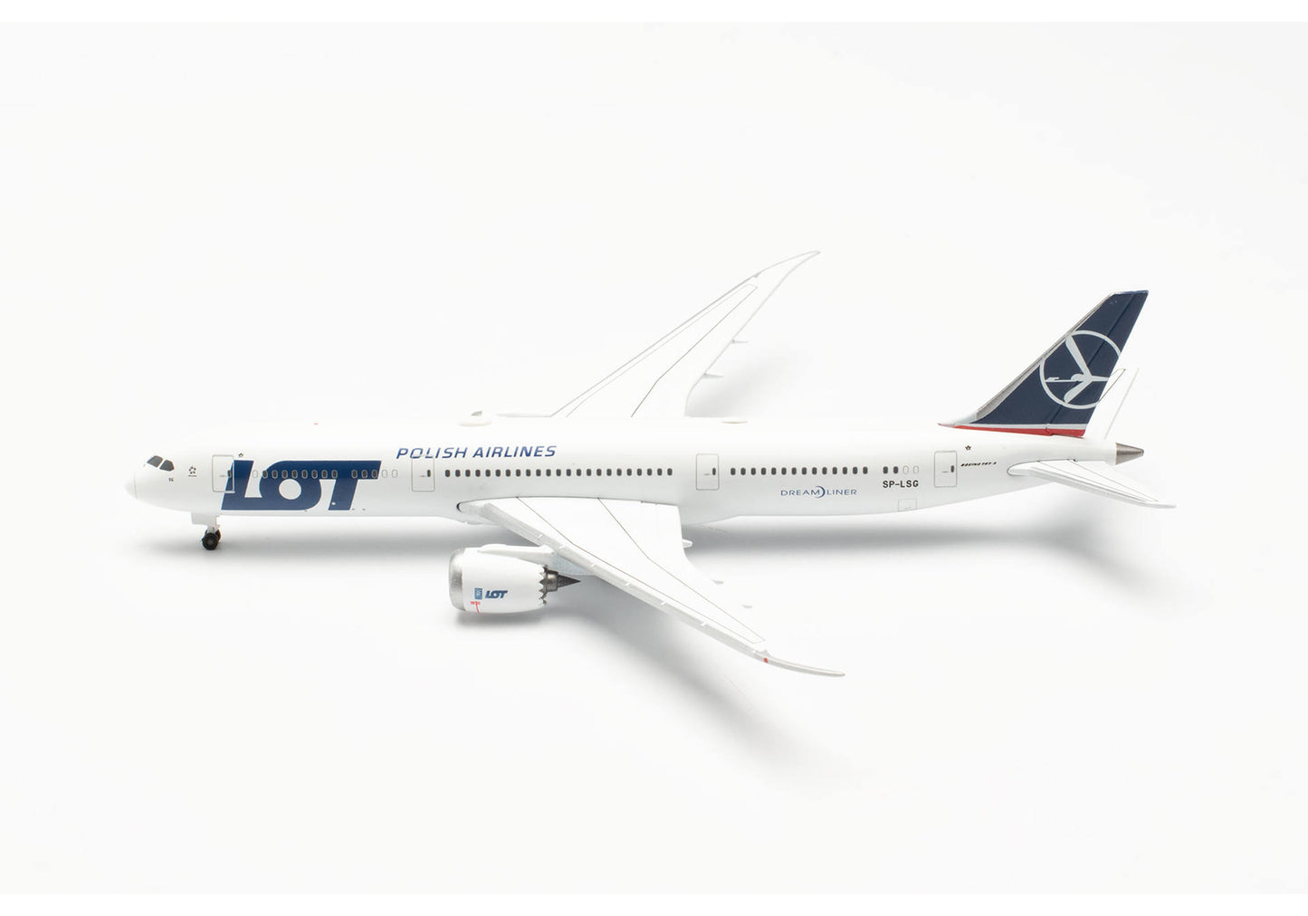 LOT Boeing 787-9