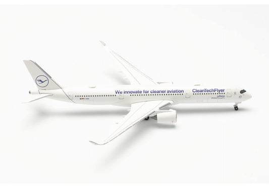 Lufthansa Airbus A350-900 “CleanTechFlyer”