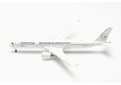 Lufthansa Airbus A350-900 “CleanTechFlyer”