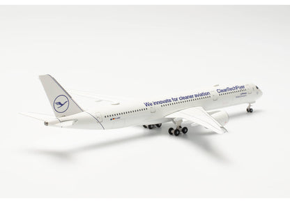 Lufthansa Airbus A350-900 “CleanTechFlyer”