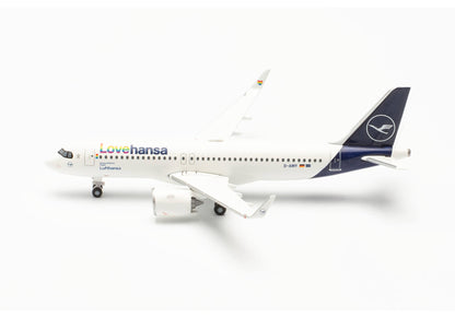 Lufthansa Airbus A320neo "Lovehansa"