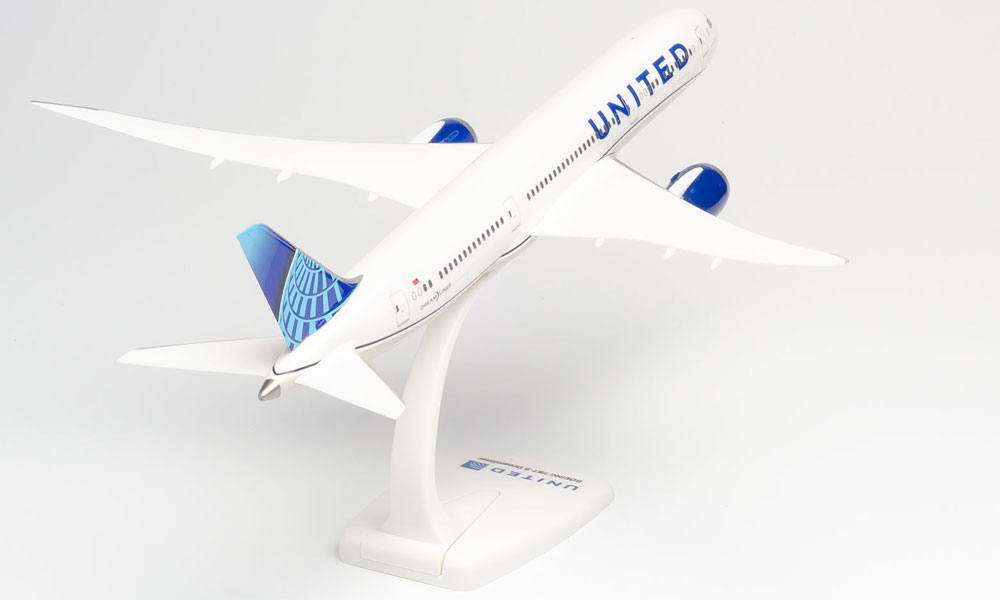 United Airlines Boeing 787-9