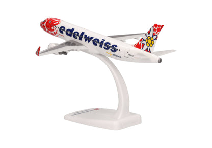 Edelweiss Air Airbus A320 "Help Alliance"