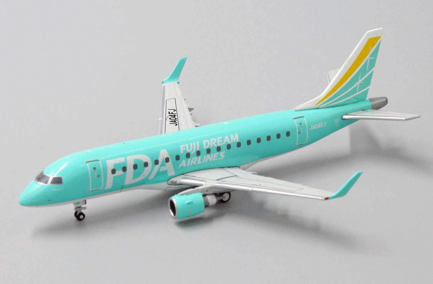 Fuji Dream Airlines Embraer 170-100STD