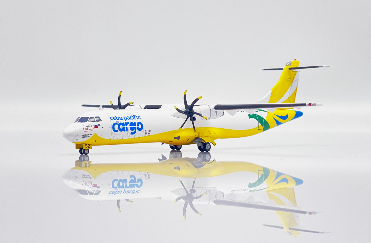 Cebu Pacific Cargo ATR72-500F