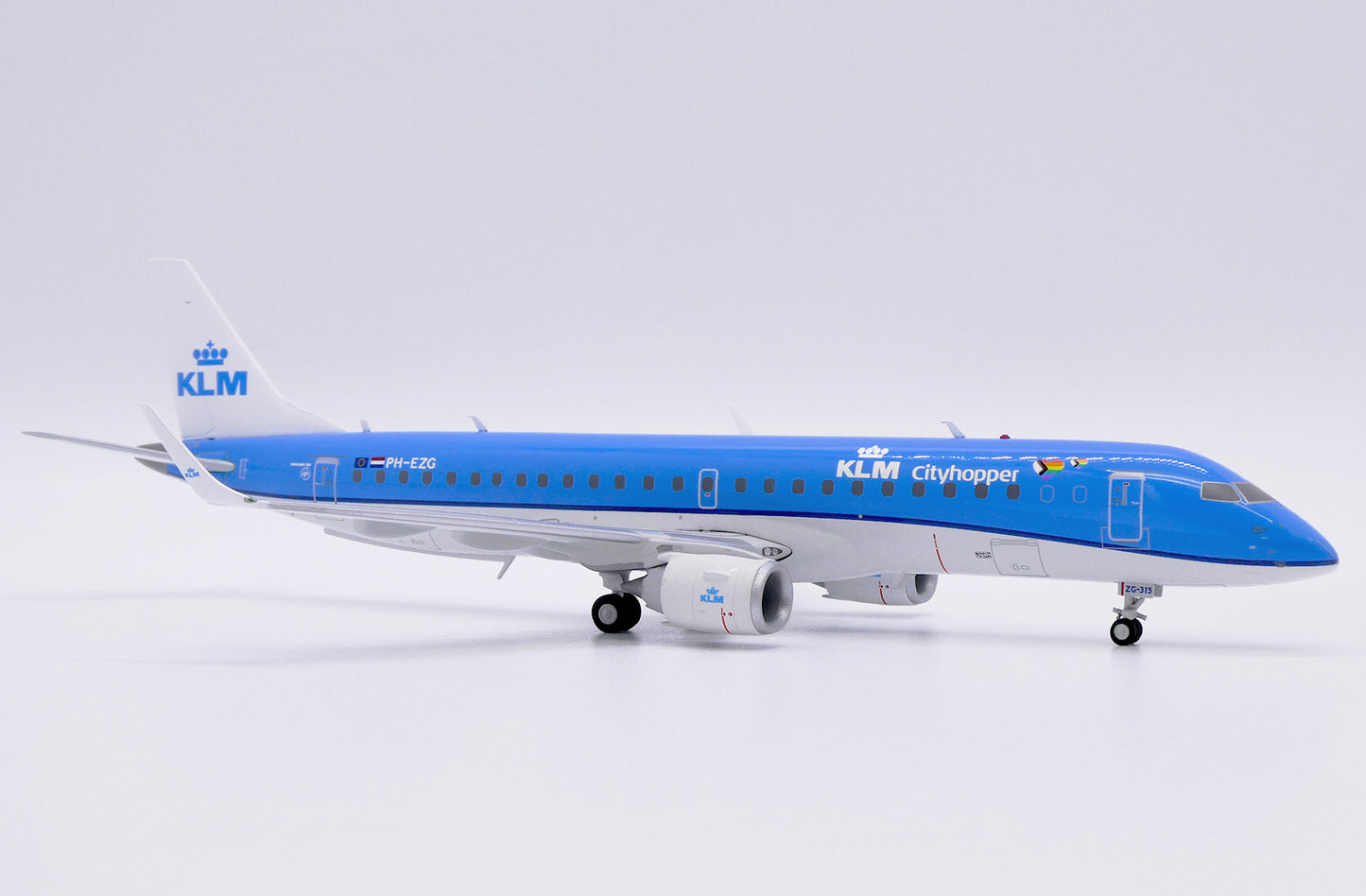 KLM Cityhopper Embraer 190-100STD (Pride)