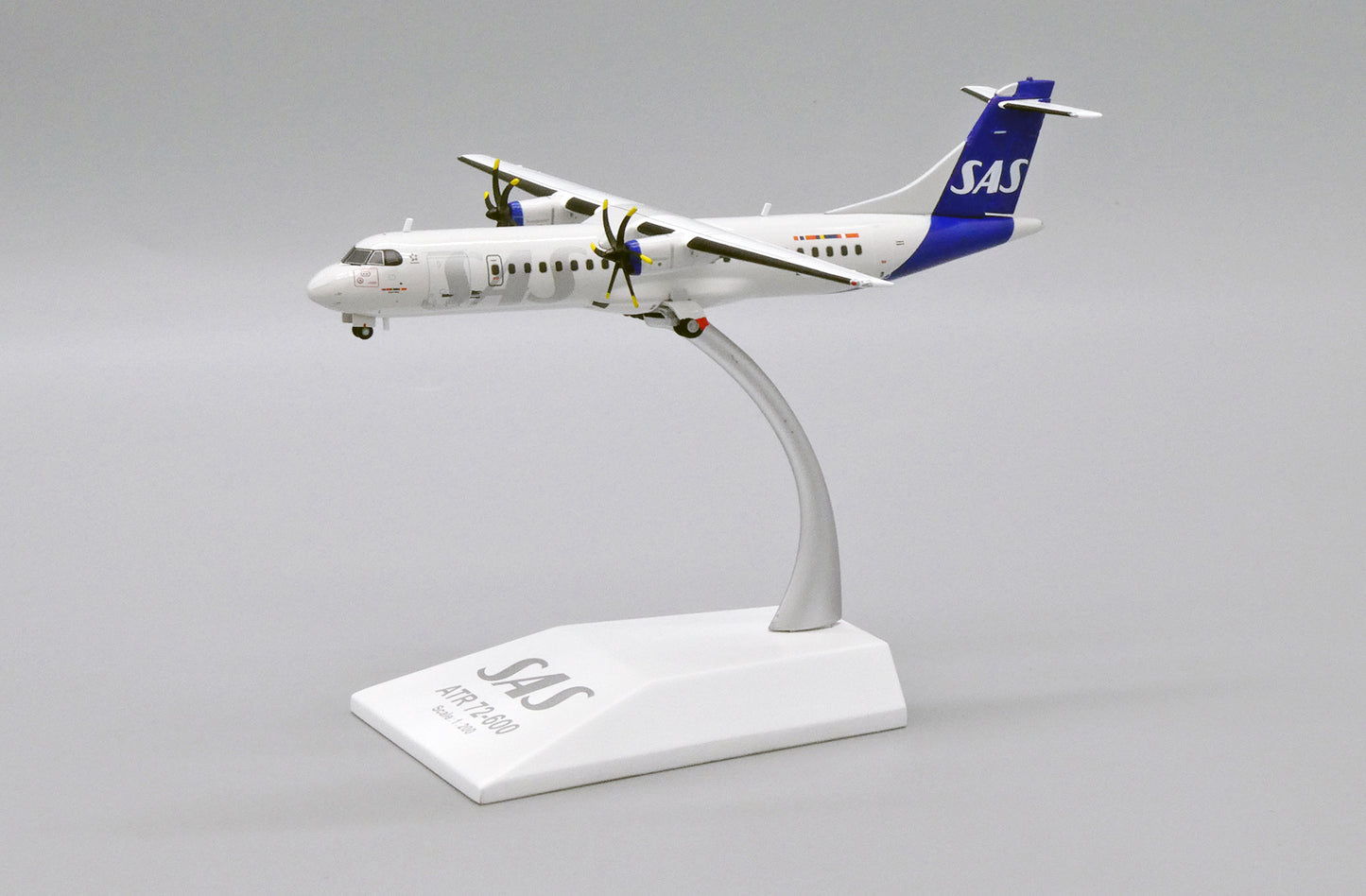 SAS Scandinavian Airlines ATR72-600