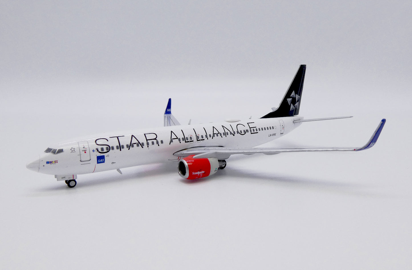 SAS Scandinavian Airlines Boeing 737-800