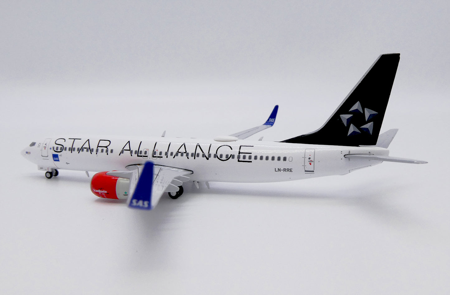 SAS Scandinavian Airlines Boeing 737-800