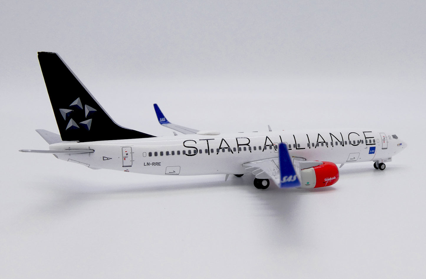 SAS Scandinavian Airlines Boeing 737-800